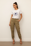 T-shirt HOY VAMOS A DISFRUTAR avec look militaire chic